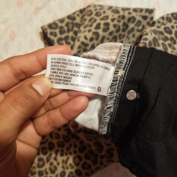 Pants - Picture 2 of 4